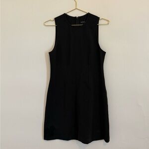 Black sleeveless everlane dress